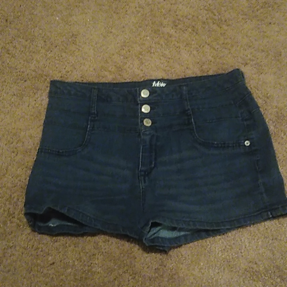 Tokyo Darling by Aeropostale high waisted dark wash shorts